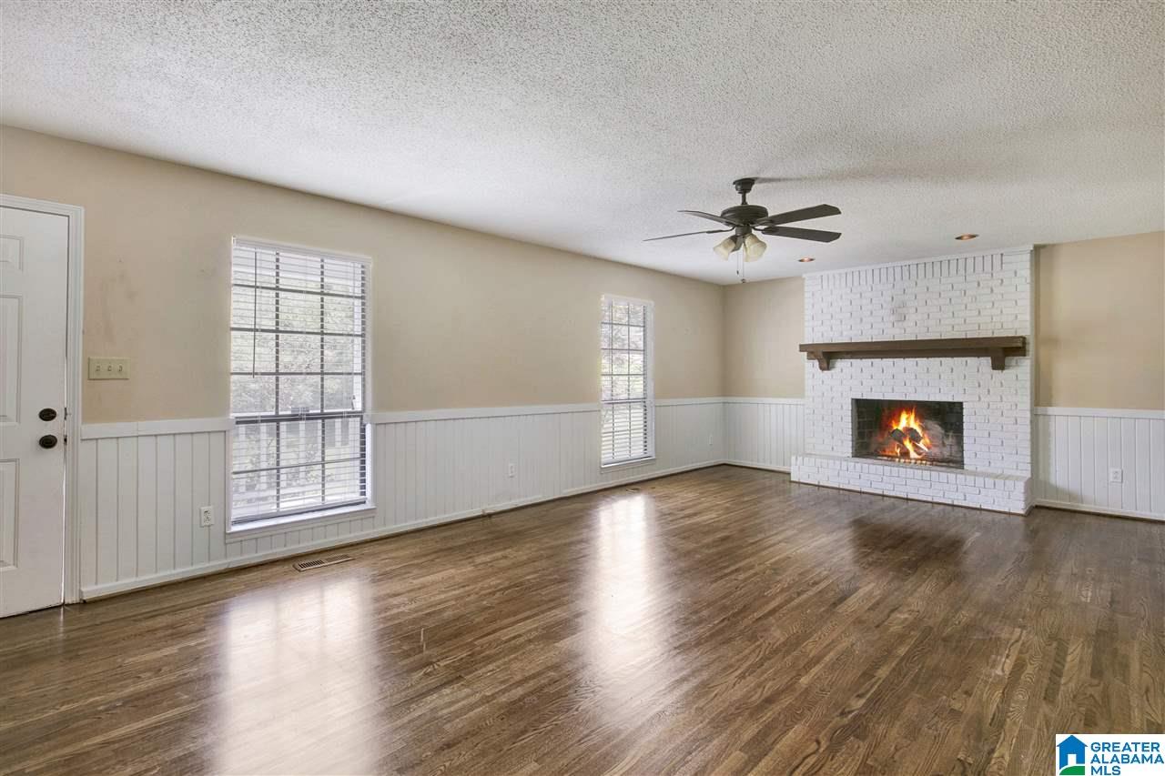 290 Village Springs Road Springville, AL 35146 - Photo 3 of 20