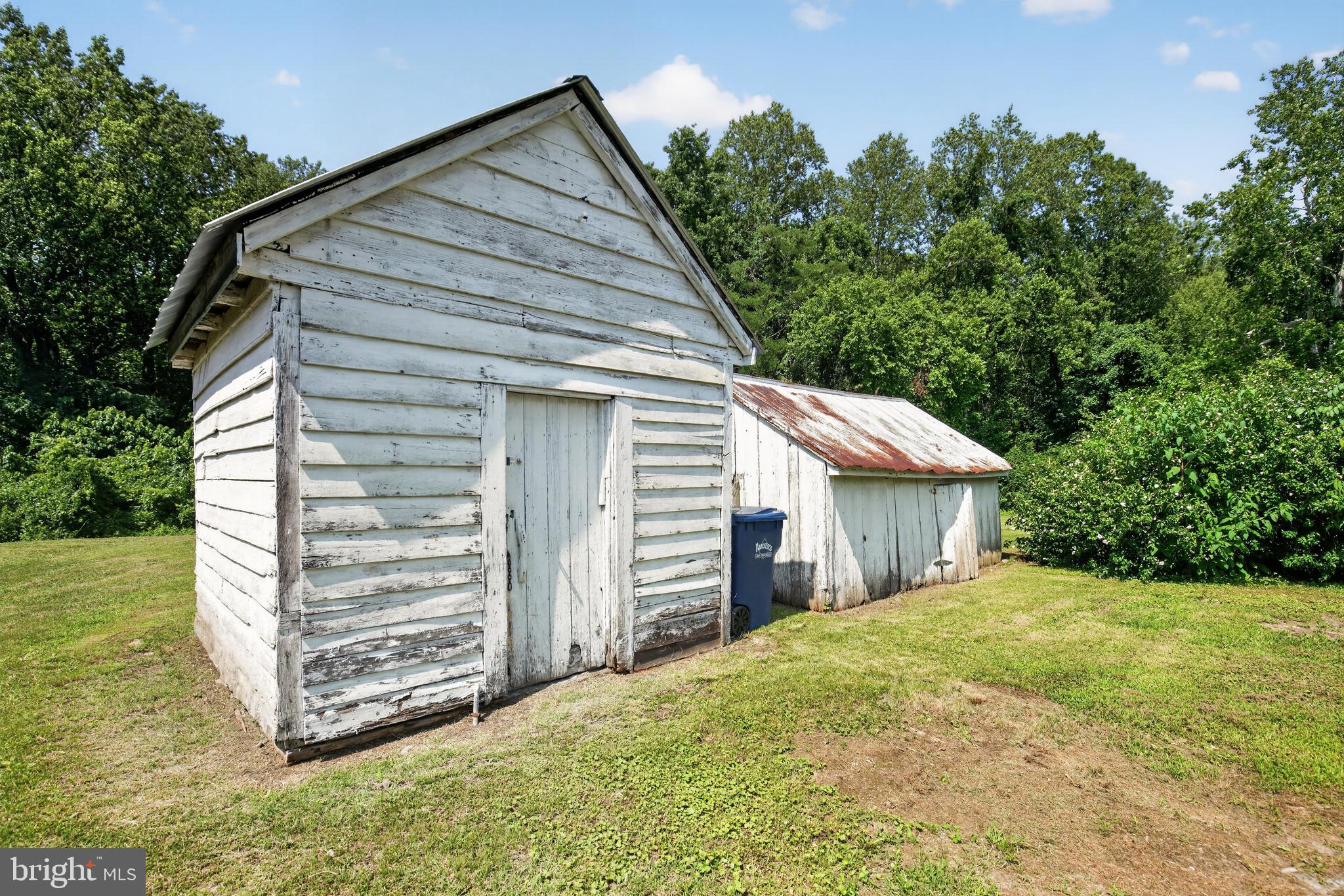 11450 Edge Hill Road Newburg, MD 20664 - Photo 47 of 65 tool shed and chicken coop