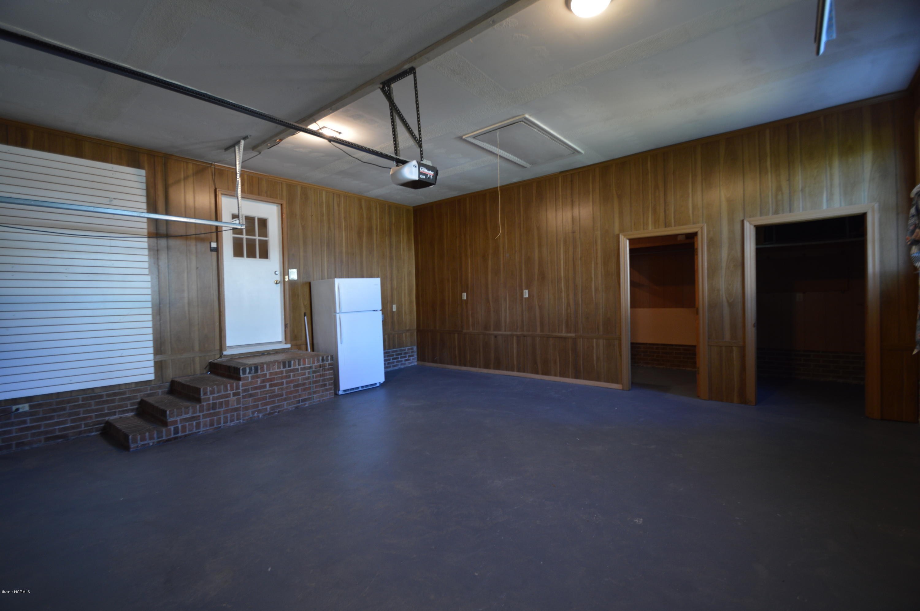 4214 Pine Forest Road Ayden, NC 28513 - Photo 29 of 32 28