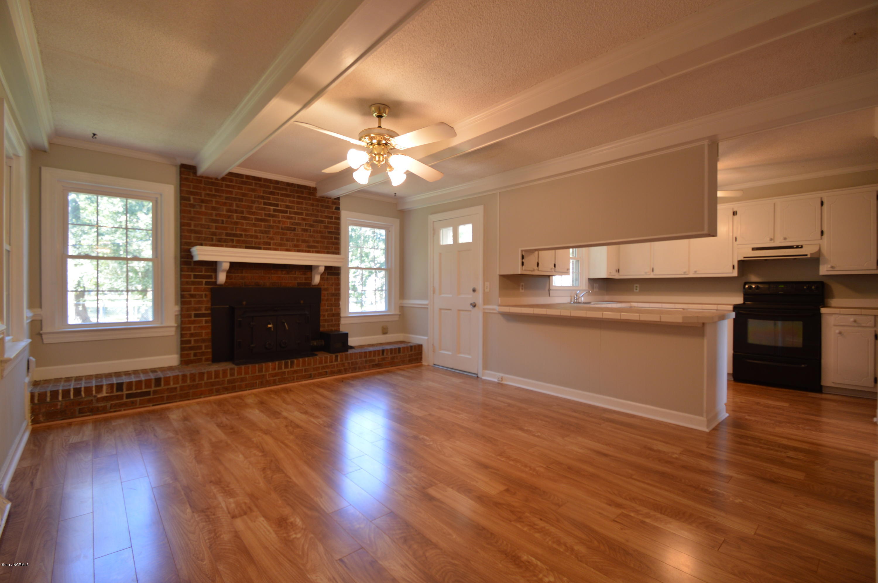 4214 Pine Forest Road Ayden, NC 28513 - Photo 6 of 32 6