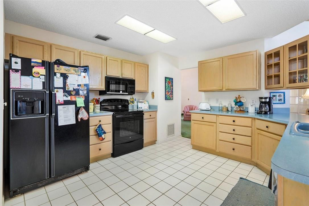 160 Cove Road Greenacres, FL 33413 - Photo 16 of 60 Photo 16