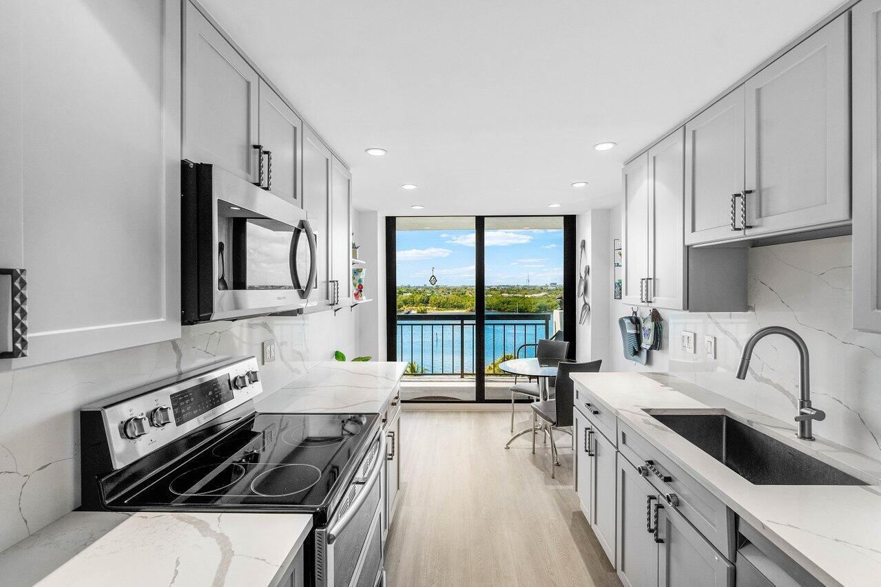 2003 North Ocean Boulevard, Unit 904 Boca Raton, FL 33431 - Photo 13 of 56 018-2003NorthOceanBoulevard-904-BocaRato