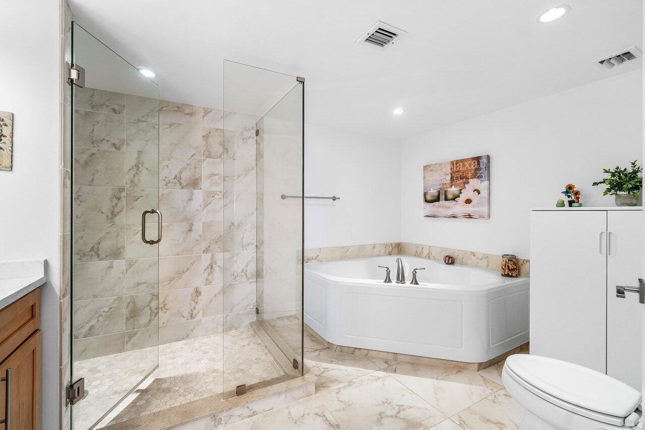 2003 North Ocean Boulevard, Unit 904 Boca Raton, FL 33431 - Photo 22 of 56 030-2003NorthOceanBoulevard-904-BocaRato