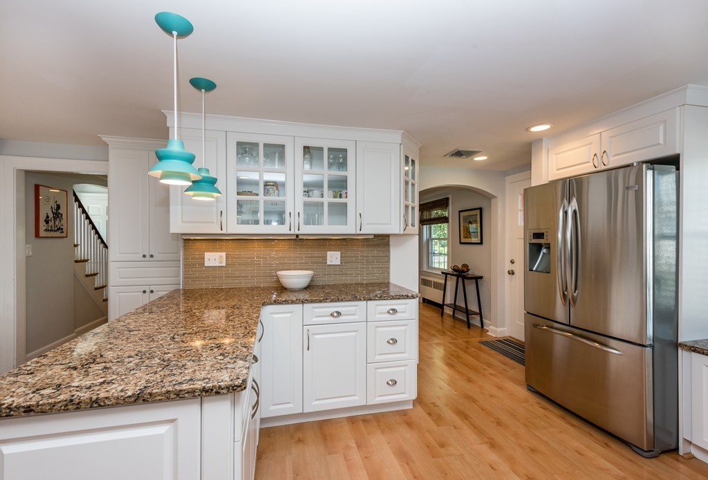 43 Whittier Road Needham, MA 02492 - Photo 5 of 24 Gallery Image 5