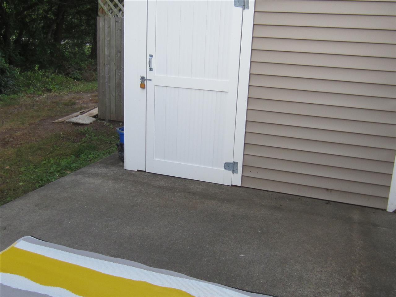 1025 South Mammoth Road, Unit 4 Manchester, NH 03109 - Photo 11 of 17