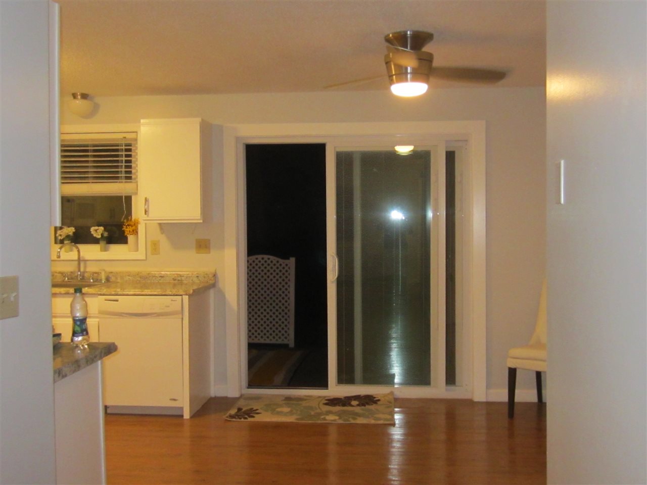 1025 South Mammoth Road, Unit 4 Manchester, NH 03109 - Photo 7 of 17
