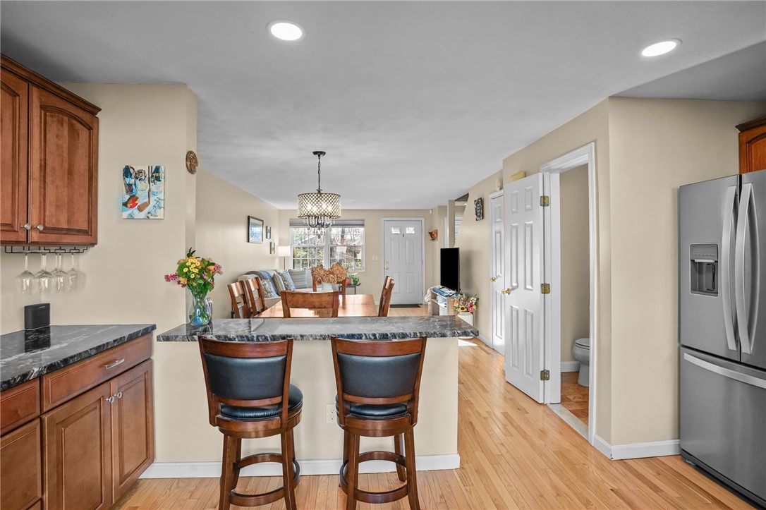 407 Pinewood Drive Smithfield, RI 02917 - Photo 11 of 25