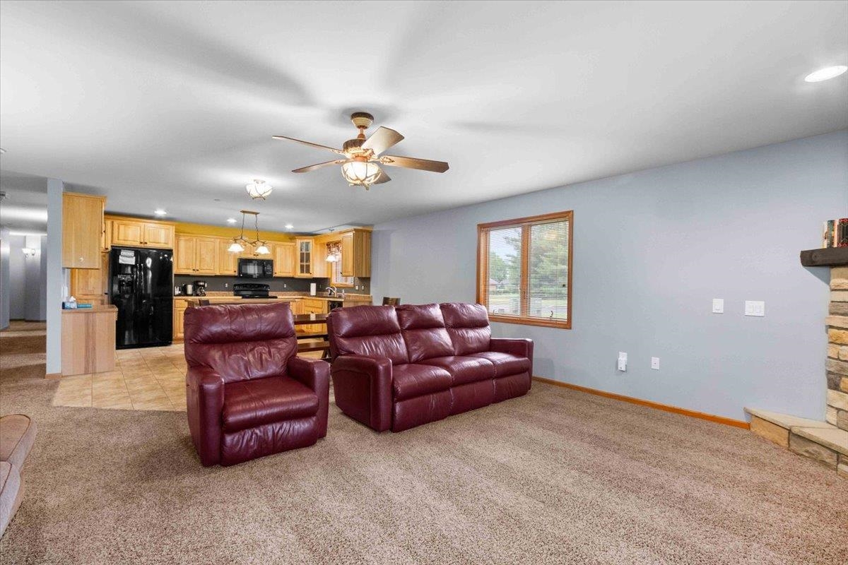 1822-1 Parkland Drive, Unit 701 Arkdale, WI 54613 - Photo 8 of 41