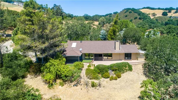 $899,000 | 14220 El Monte Road, Atascadero, CA 93422