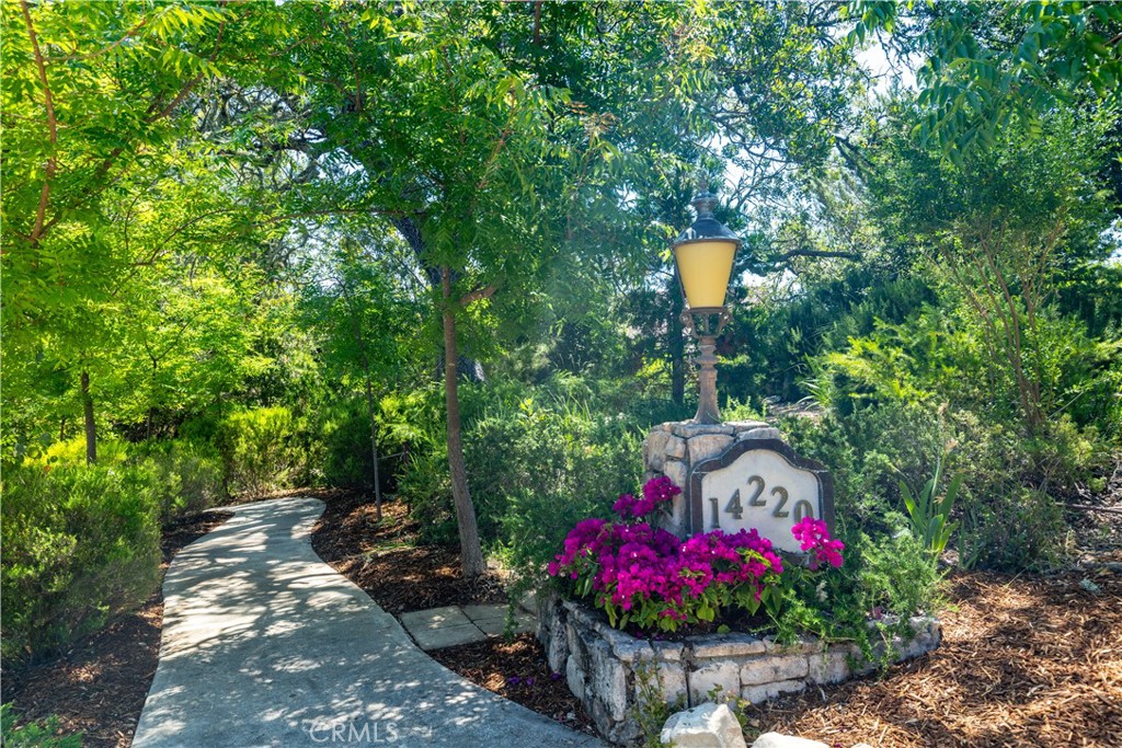 14220 El Monte Road Atascadero, CA 93422 - Photo 3 of 61