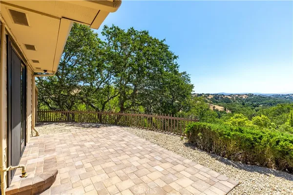 $899,000 | 14220 El Monte Road, Atascadero, CA 93422