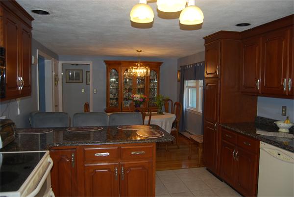 92 Grant Road Lynn, MA 01904 - Photo 10 of 17 Gallery Image 10