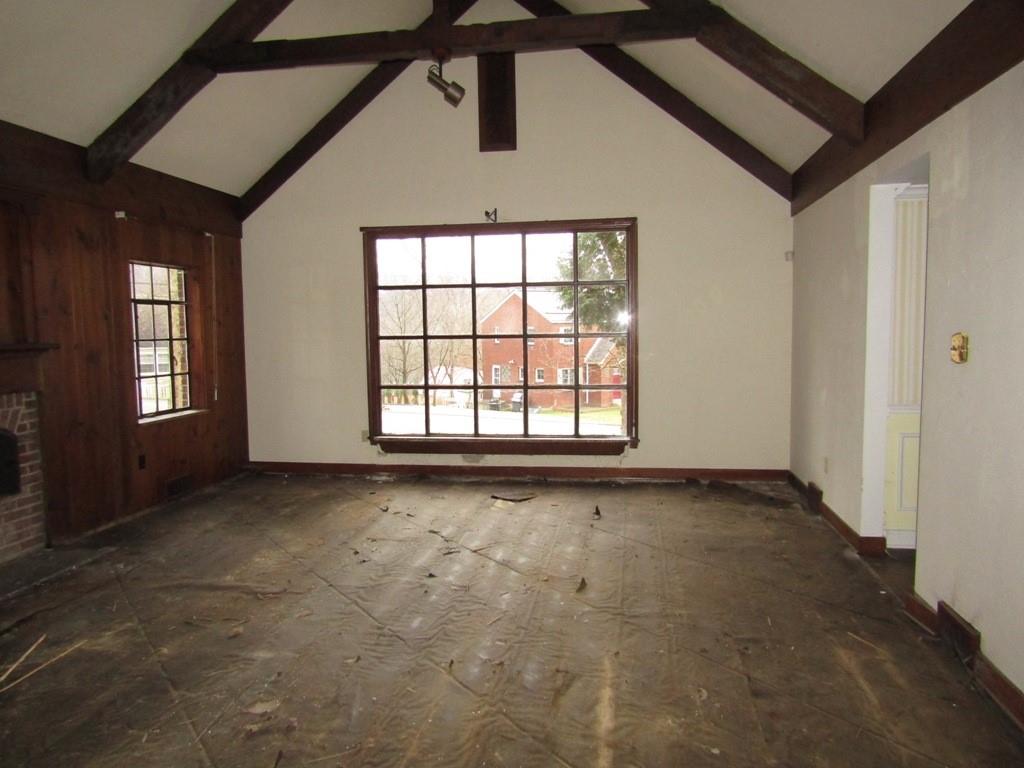 174 Crescent Hills Road Pittsburgh, PA 15235 - Photo 17 of 25 Gallery Image 17