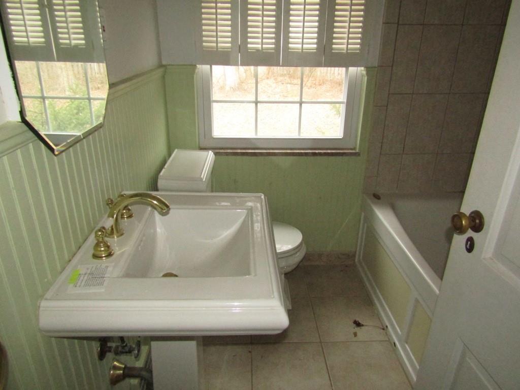 174 Crescent Hills Road Pittsburgh, PA 15235 - Photo 20 of 25 Gallery Image 20