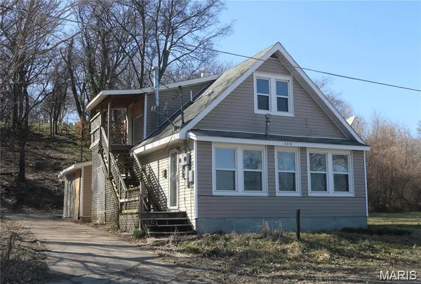 $93,000 | 605 North Spanish Street, Cape Girardeau, MO 63701