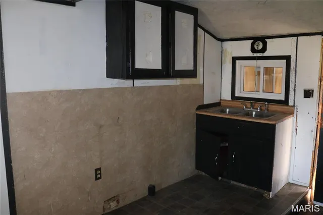 $93,000 | 605 North Spanish Street, Cape Girardeau, MO 63701