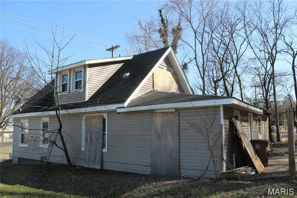 $93,000 | 605 North Spanish Street, Cape Girardeau, MO 63701