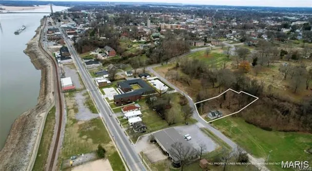 $93,000 | 605 North Spanish Street, Cape Girardeau, MO 63701