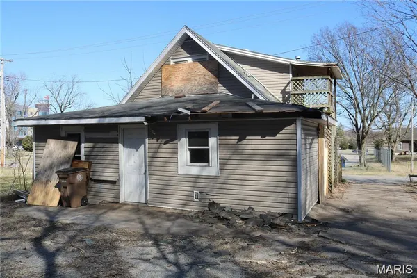 $93,000 | 605 North Spanish Street, Cape Girardeau, MO 63701