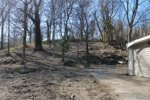 $93,000 | 605 North Spanish Street, Cape Girardeau, MO 63701