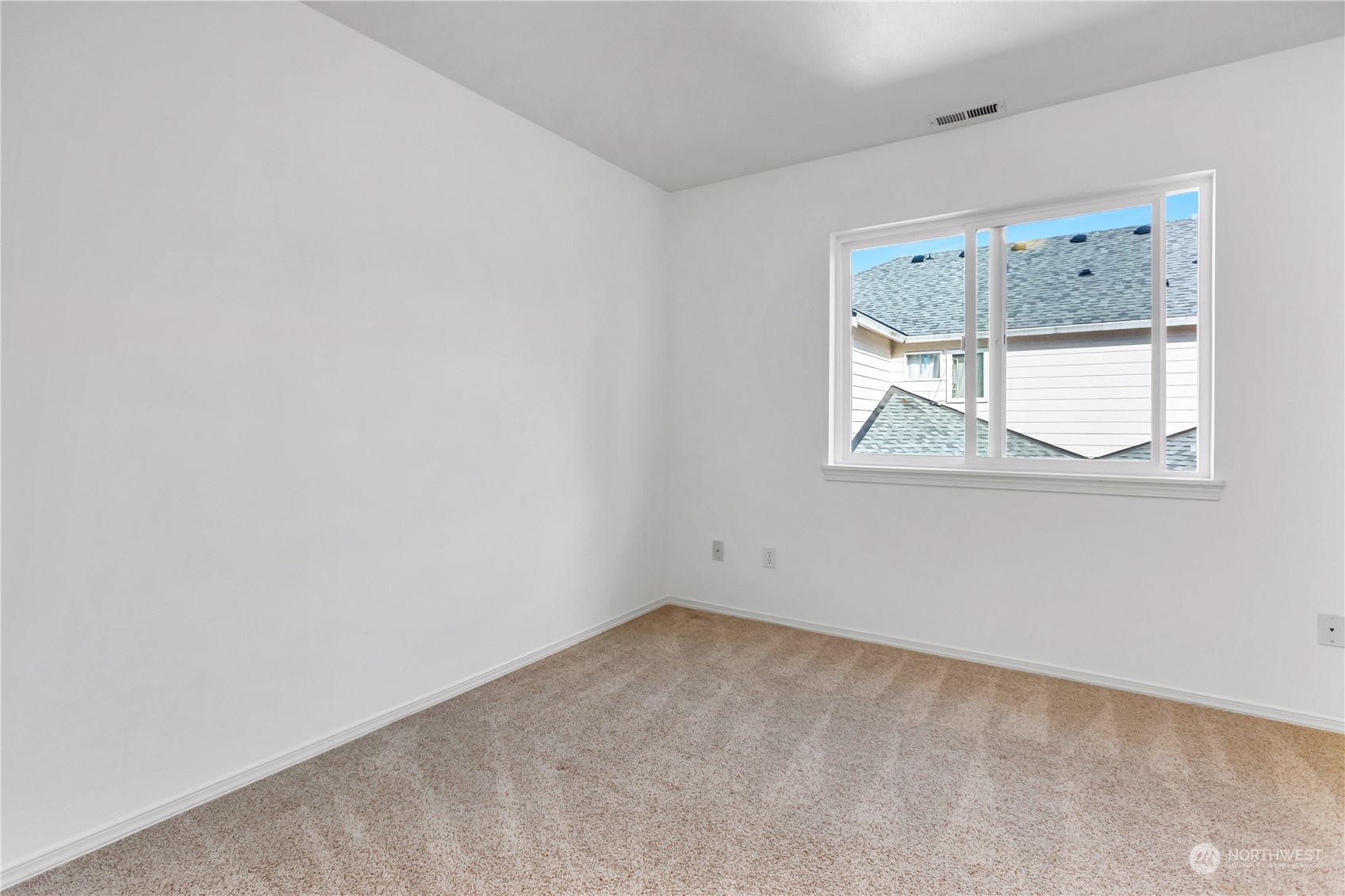 3210 187th Place Southeast Bothell, WA 98012 - Photo 24 of 39 an empty room with a window