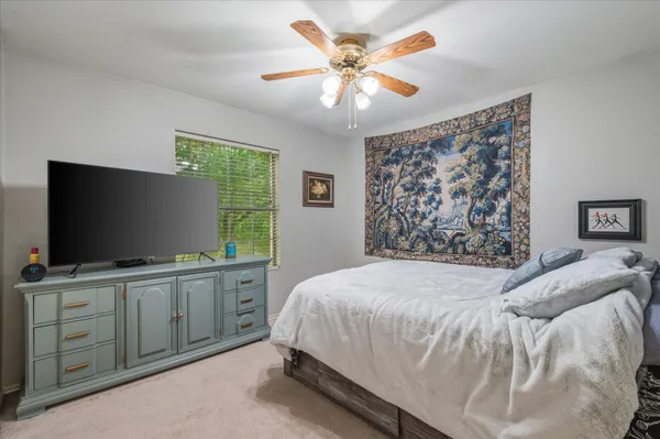 $2,100 | 922 Satellite View, Round Rock, TX 78665