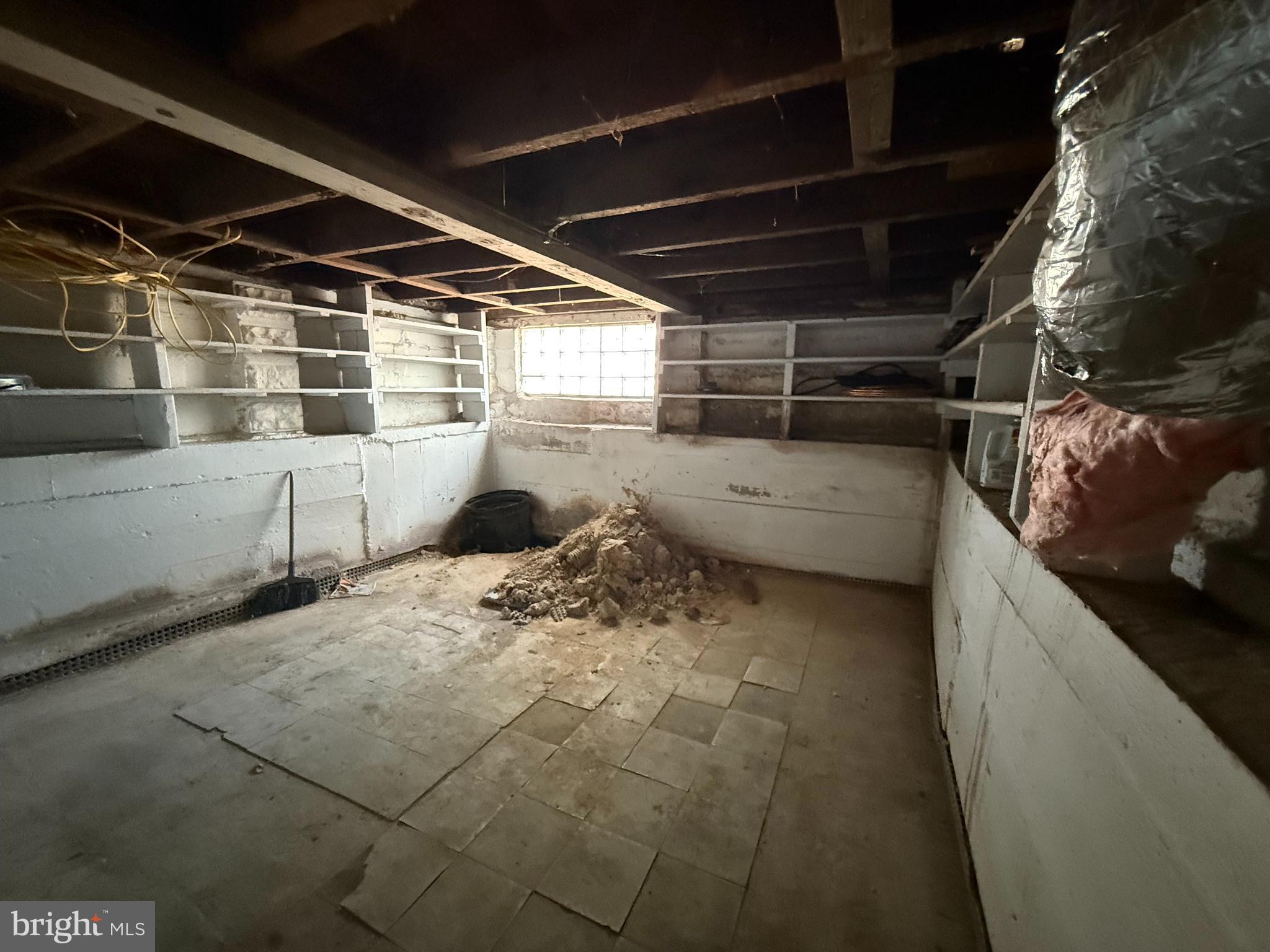 2224 Middleborough Road Essex, MD 21221 - Photo 34 of 36 a view of a garage