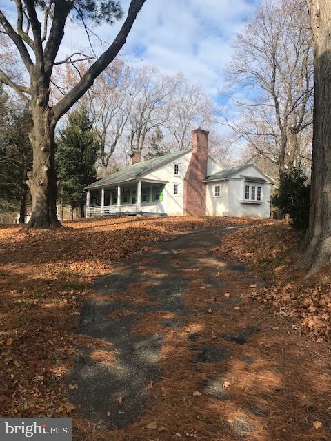 2825 Egypt Road Norristown, PA 19403 - Photo 2 of 4