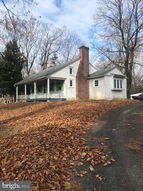 2825 Egypt Road Norristown, PA 19403 - Photo 3 of 4