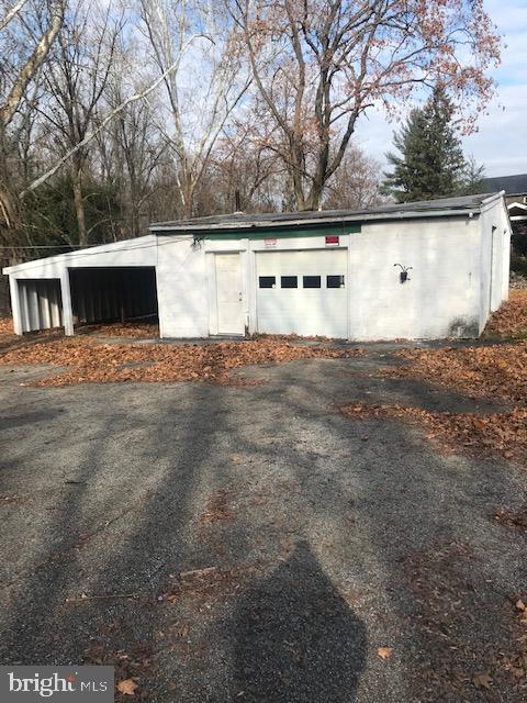 2825 Egypt Road Norristown, PA 19403 - Photo 4 of 4