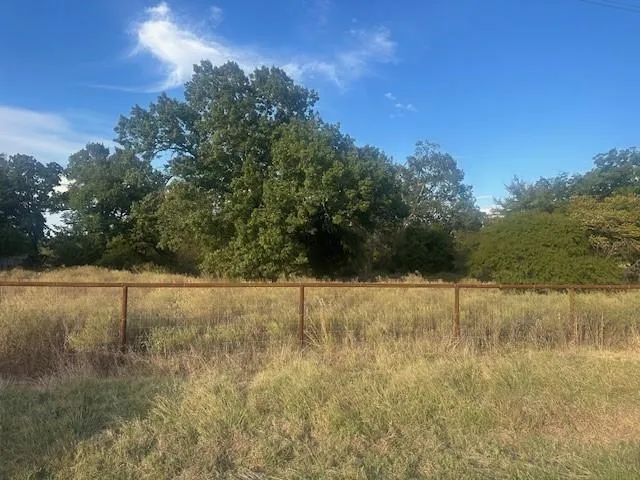 $54,900 | 79 Farm Road 79, Sumner, TX 75486