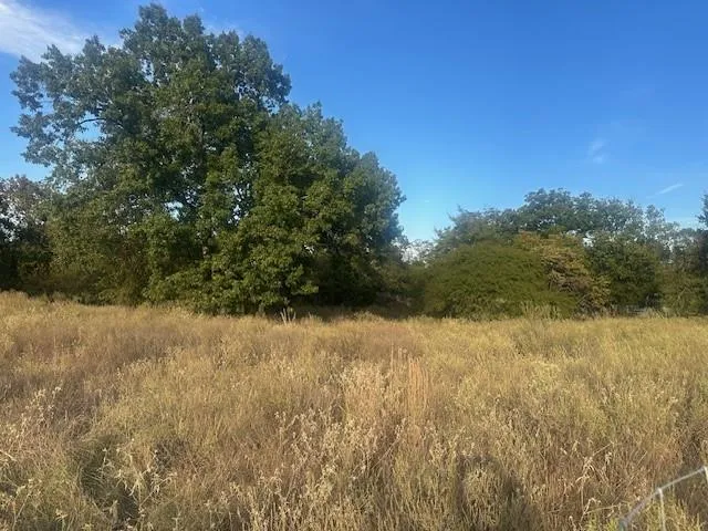 $54,900 | 79 Farm Road 79, Sumner, TX 75486