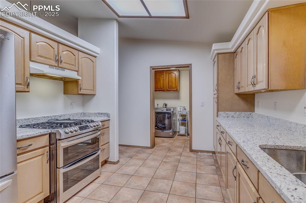 7501 Tudor Road Colorado Springs, CO 80919 - Photo 15 of 48