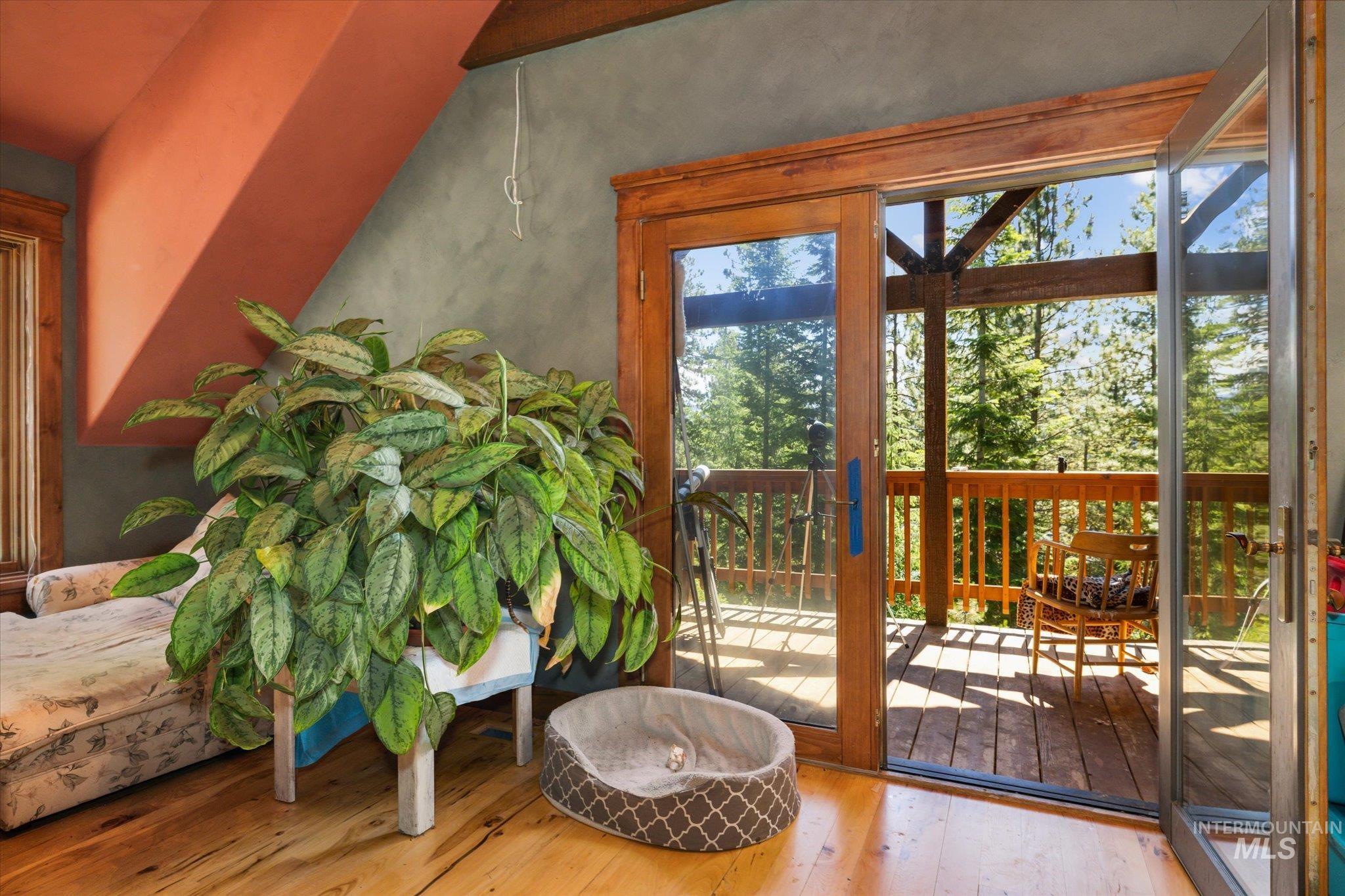 123 Wilderness Ranch Lane Cascade, ID 83611 - Photo 10 of 42