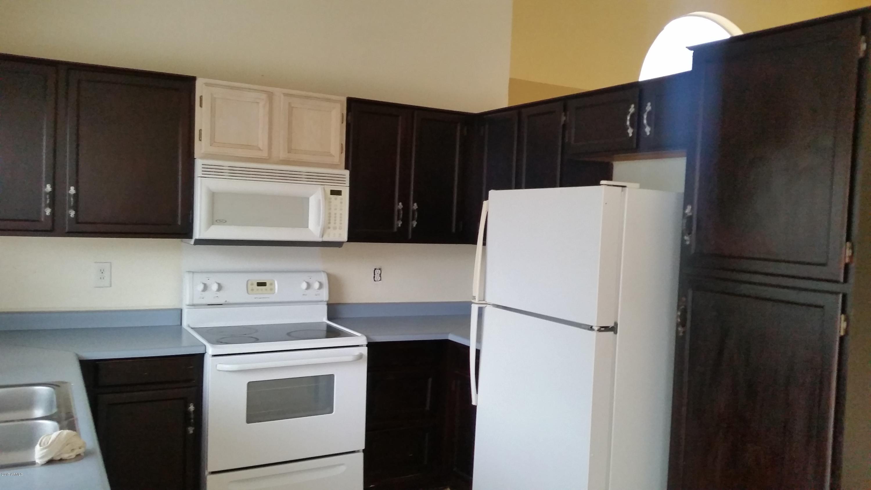 1714 East Carson Road Phoenix, AZ 85042 - Photo 9 of 12 20151006_161918
