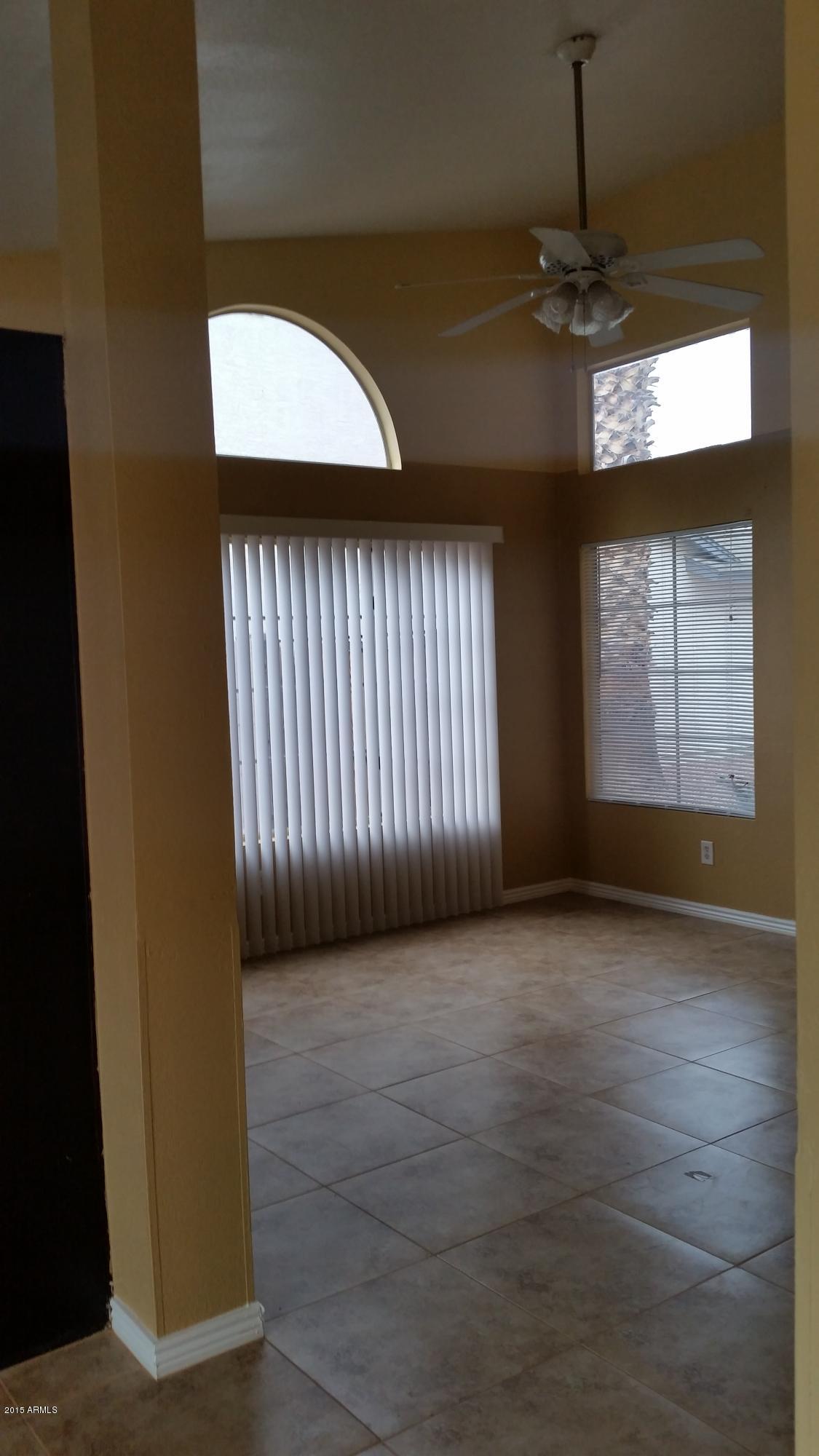 1714 East Carson Road Phoenix, AZ 85042 - Photo 10 of 12 20151006_161926