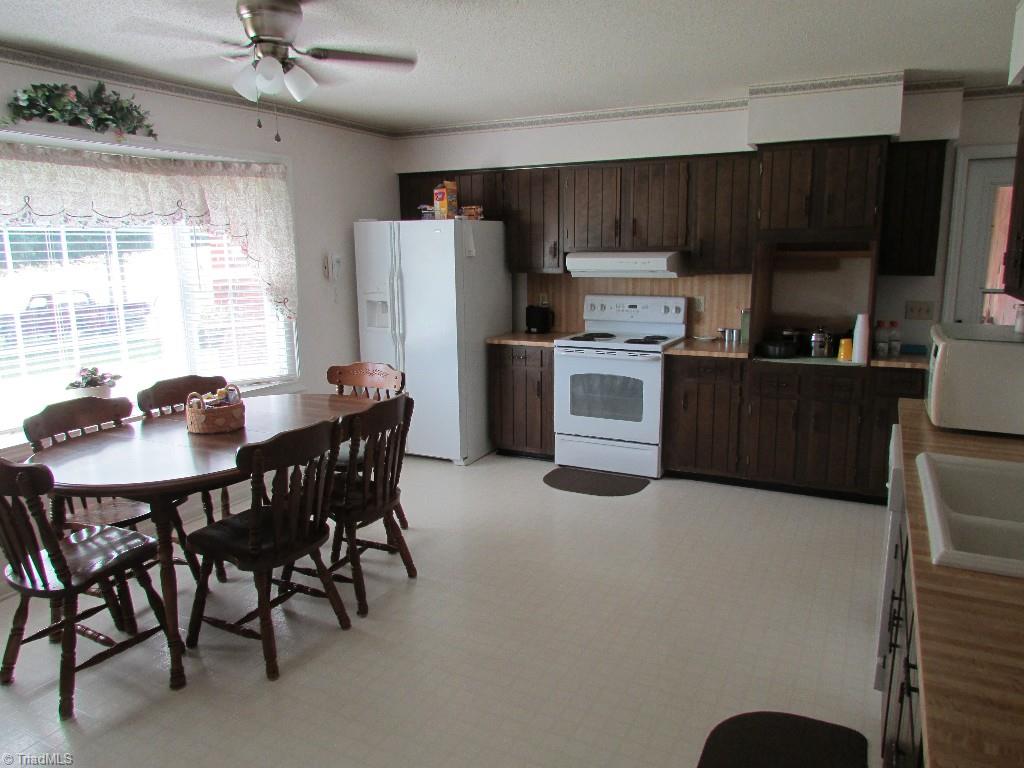 749 Spainhour Road King, NC 27021 - Photo 13 of 30 Gallery Image 13