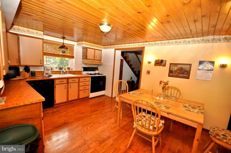 13024 Harford Road Hydes, MD 21082 - Photo 2 of 21 Kitchen