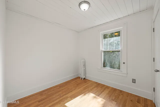 $2,250 | 66 Stratford Avenue, Pittsfield, MA 01201