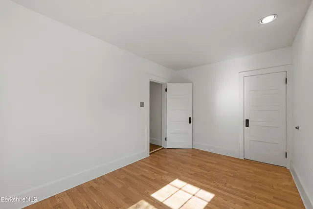 $2,250 | 66 Stratford Avenue, Pittsfield, MA 01201