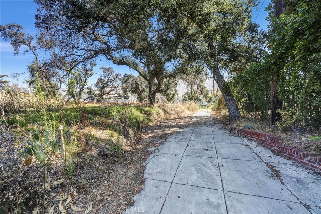 1085 Rubio Street Altadena, CA 91001 - Photo 7 of 49
