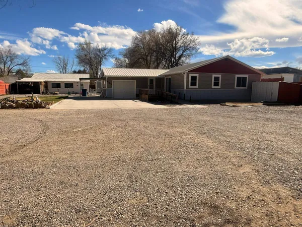 $415,000 | 919 West Jackson Avenue, Riverton, WY 82501