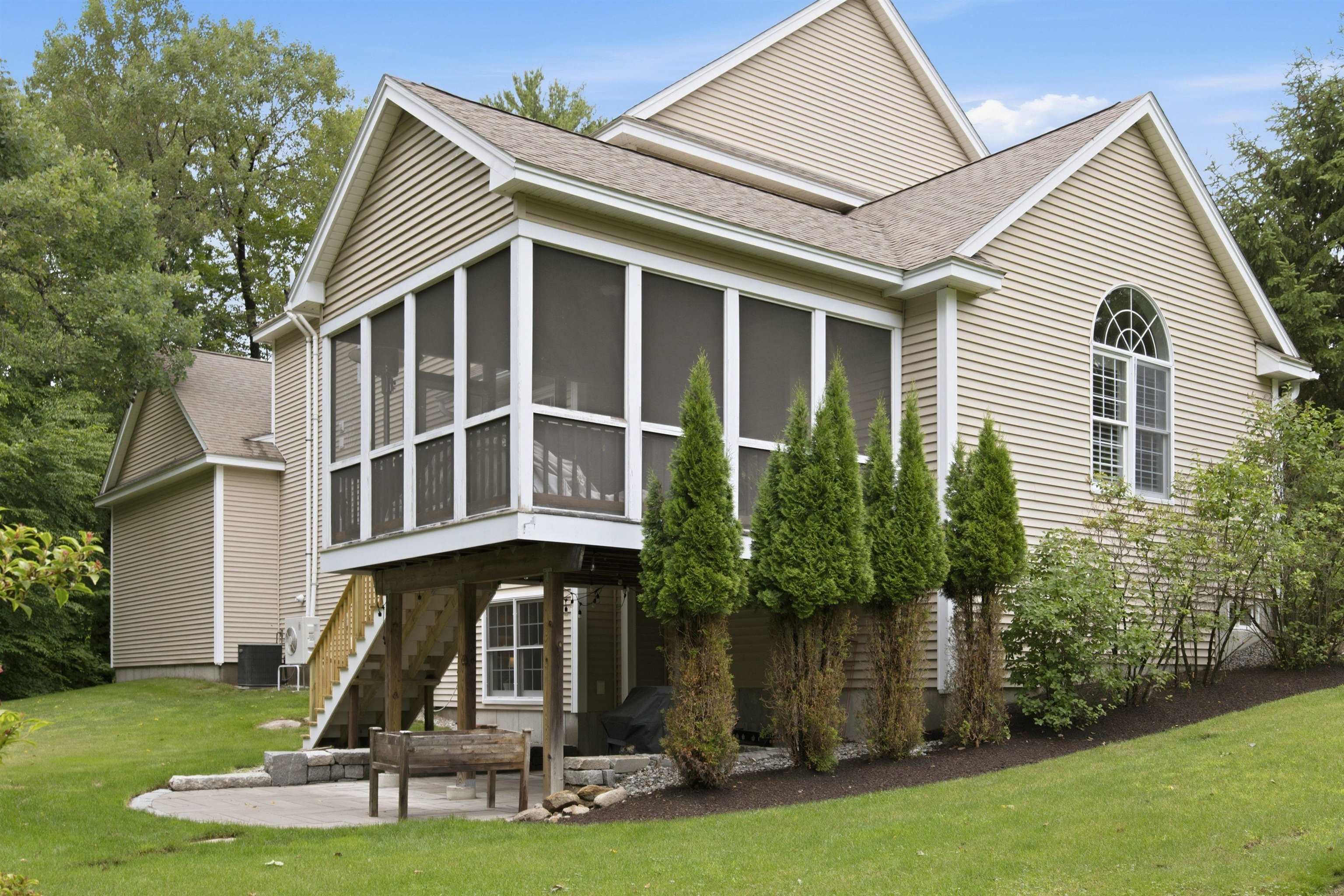26 Emerson Road Concord, NH 03301 - Photo 4 of 56