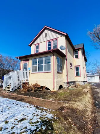 $254,900 | 607 Topping Street, St. Paul, MN 55103