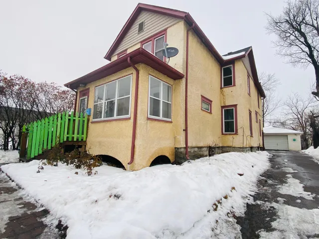 $254,900 | 607 Topping Street, St. Paul, MN 55103