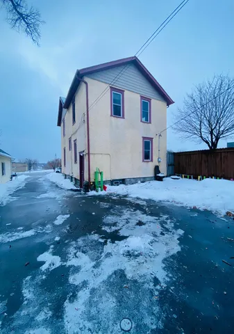 $254,900 | 607 Topping Street, St. Paul, MN 55103