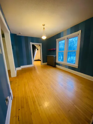 $254,900 | 607 Topping Street, St. Paul, MN 55103