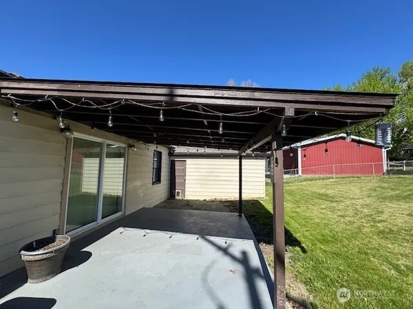 $369,900 | 4413 Terrace Heights Drive, Yakima, WA 98901