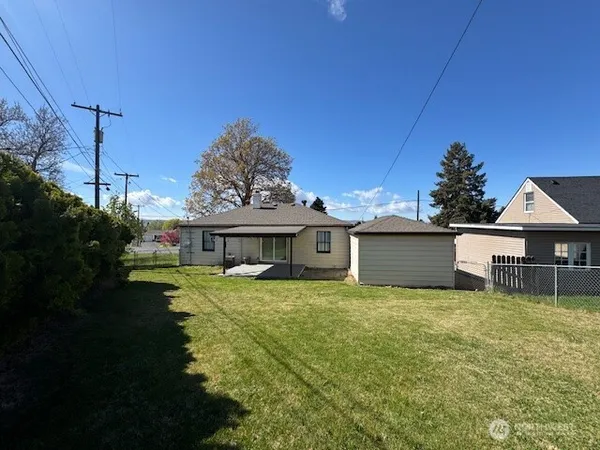 $369,900 | 4413 Terrace Heights Drive, Yakima, WA 98901