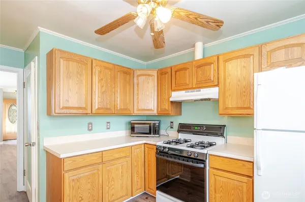 $369,900 | 4413 Terrace Heights Drive, Yakima, WA 98901